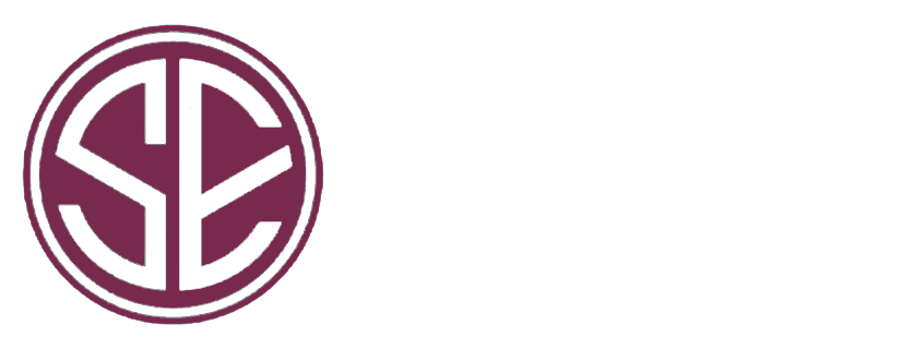 Logo der SEC in lila und weiß, symbolisiert die Identität und Werte der Organisation.